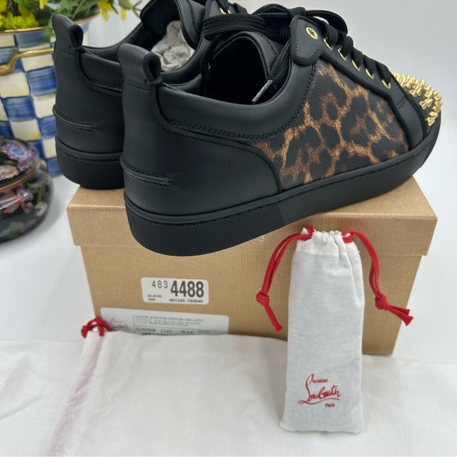 Men's Christian Louboutin, Louis Jr, spikes
Orlato flat sneakers size 42 Italy