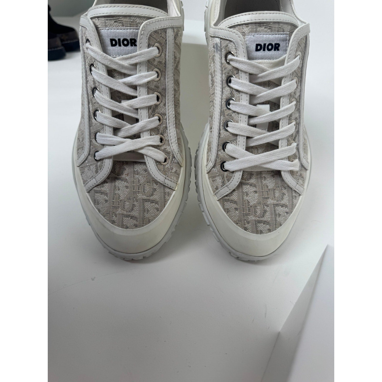 Christian Dior Men's B28 Oblique Low-Top Sneakers Size 41