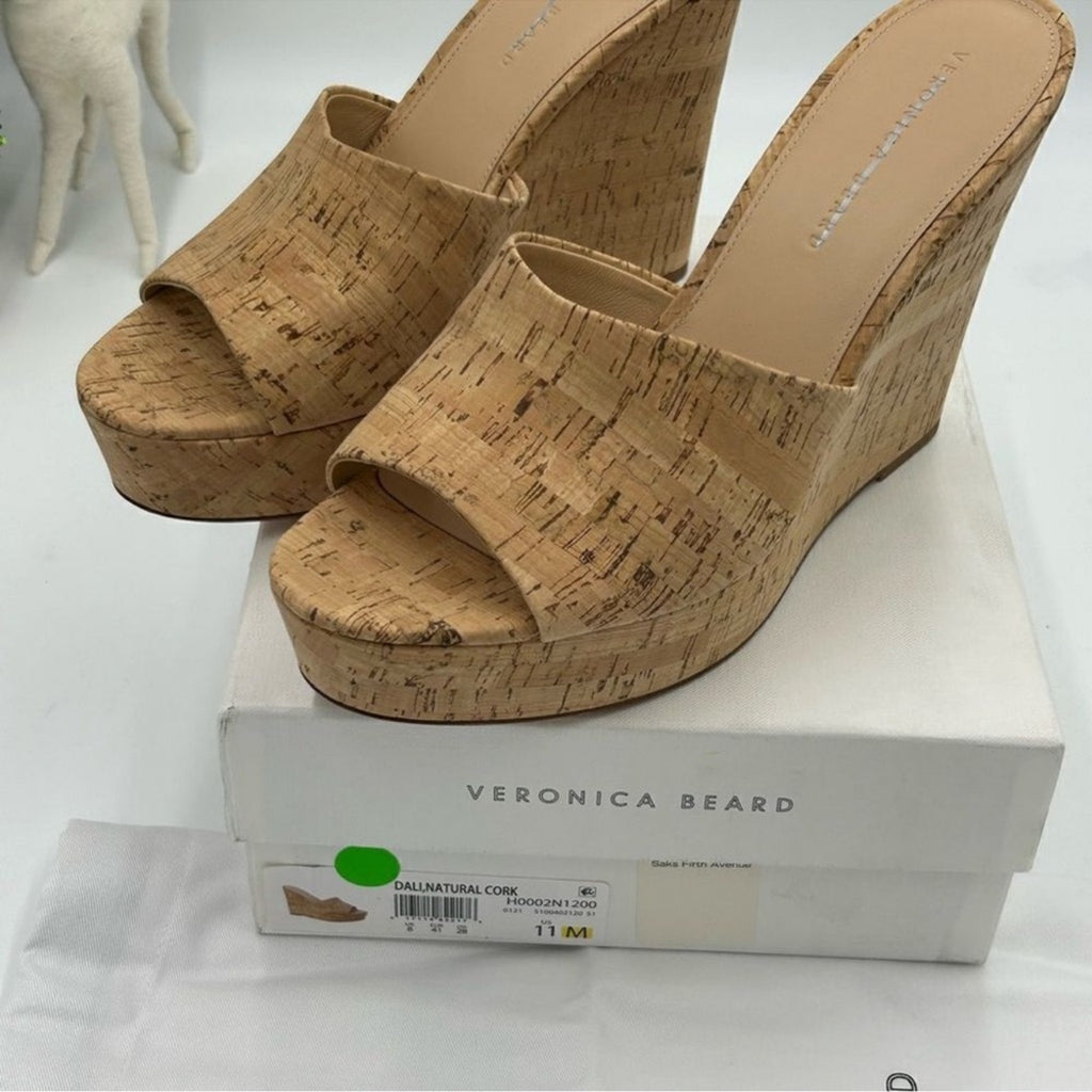 Women's Veronica Beard, tan cork wedge sandals
Size 11