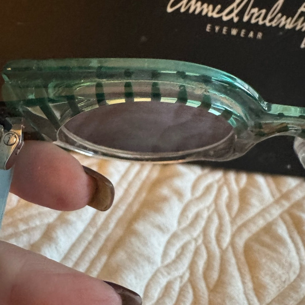 Anne & Valentin Green / Black and clear striped uniques handmade frames EYE ART
