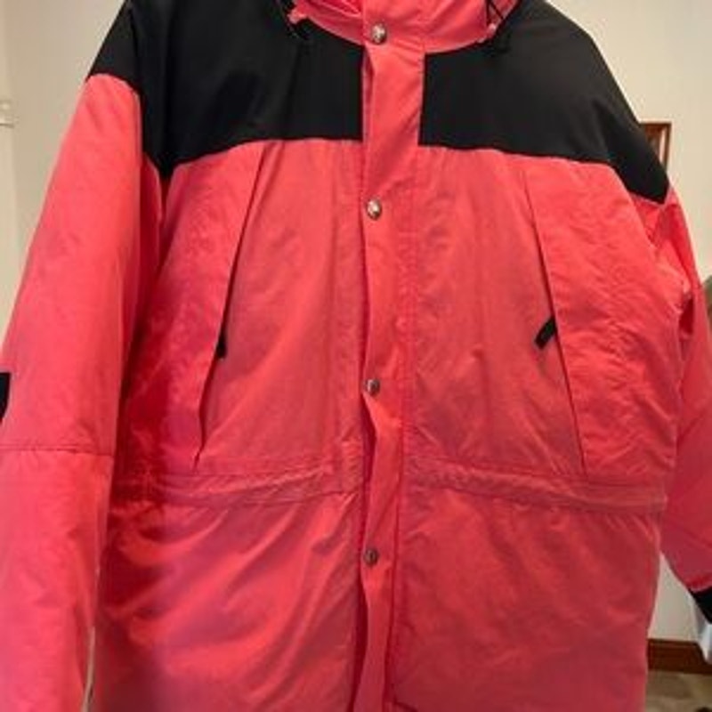 Women's Gucci X Northface, collaboration, puffer jacket size medium NWT