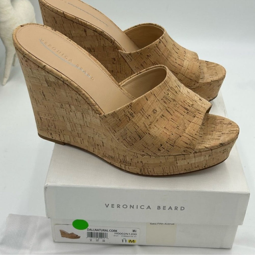 Women's Veronica Beard, tan cork wedge sandals
Size 11