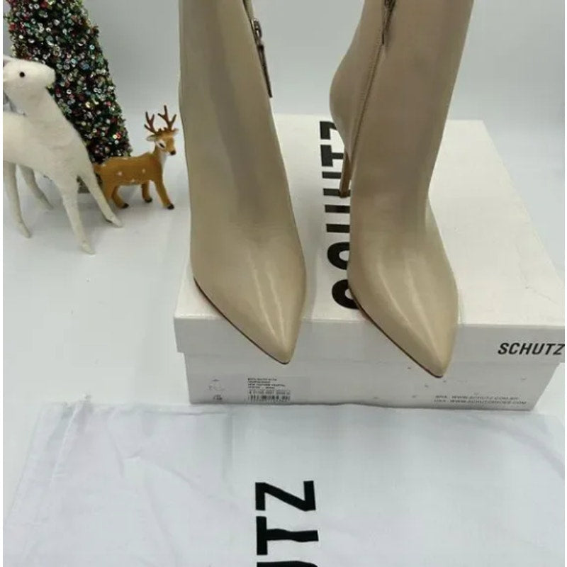 Women’s Schutz Mikki leather ankle boots size 7.5 made in Brazil