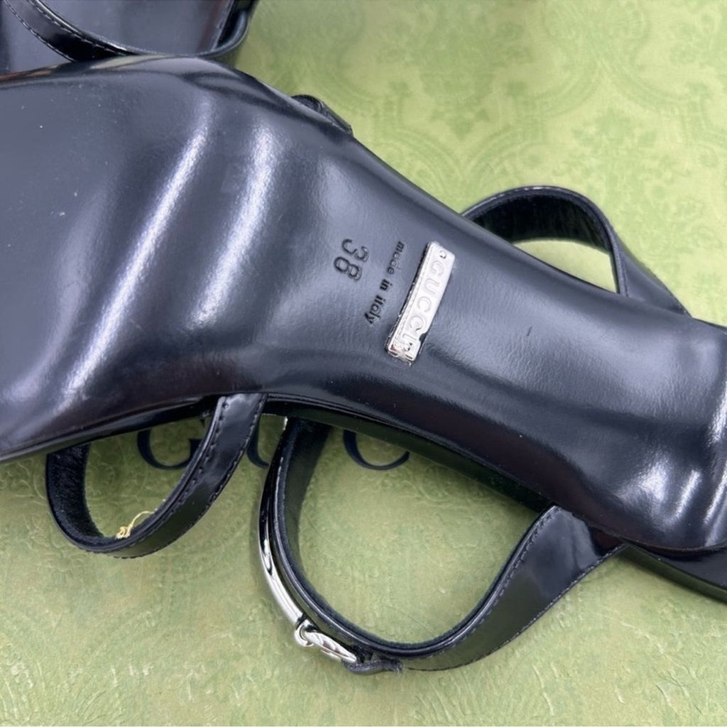 Women's Gucci, leather Horsebit sandals 
Size 38 
Made in Italy