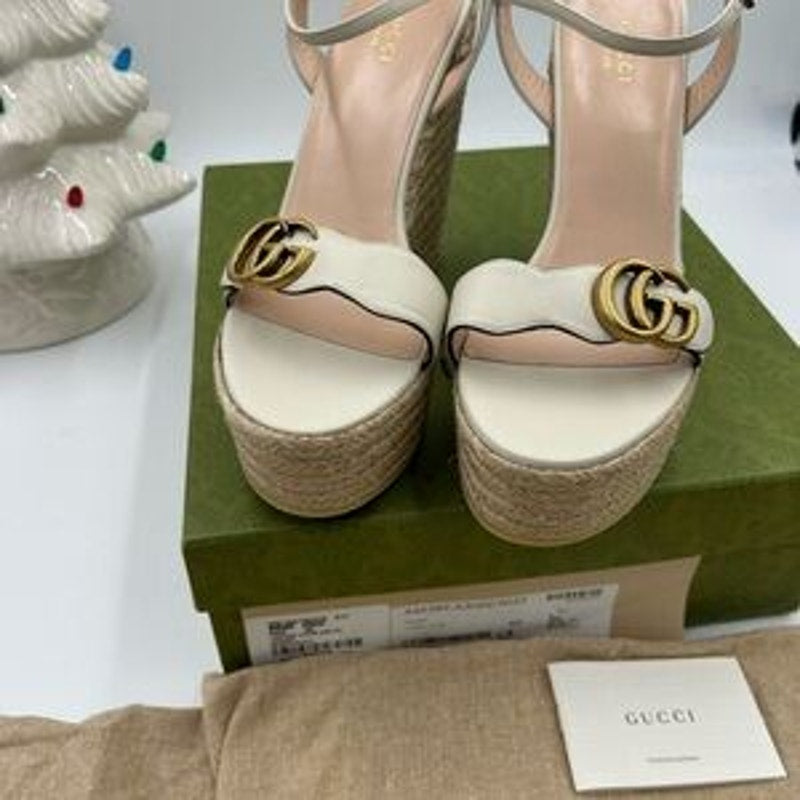 Gucci Women's White Wedge Sandals size 40 made in Italy