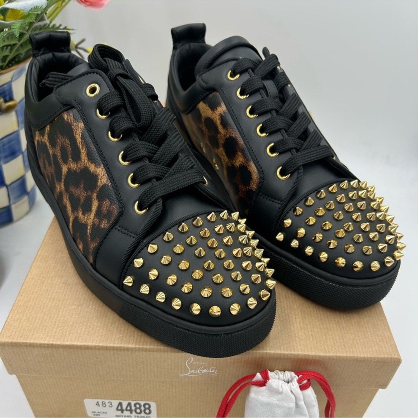 Men's Christian Louboutin, Louis Jr, spikes
Orlato flat sneakers size 42 Italy