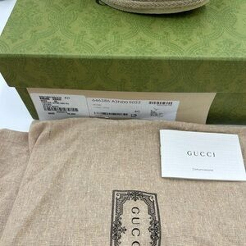 Gucci Women's White Wedge Sandals size 40 made in Italy