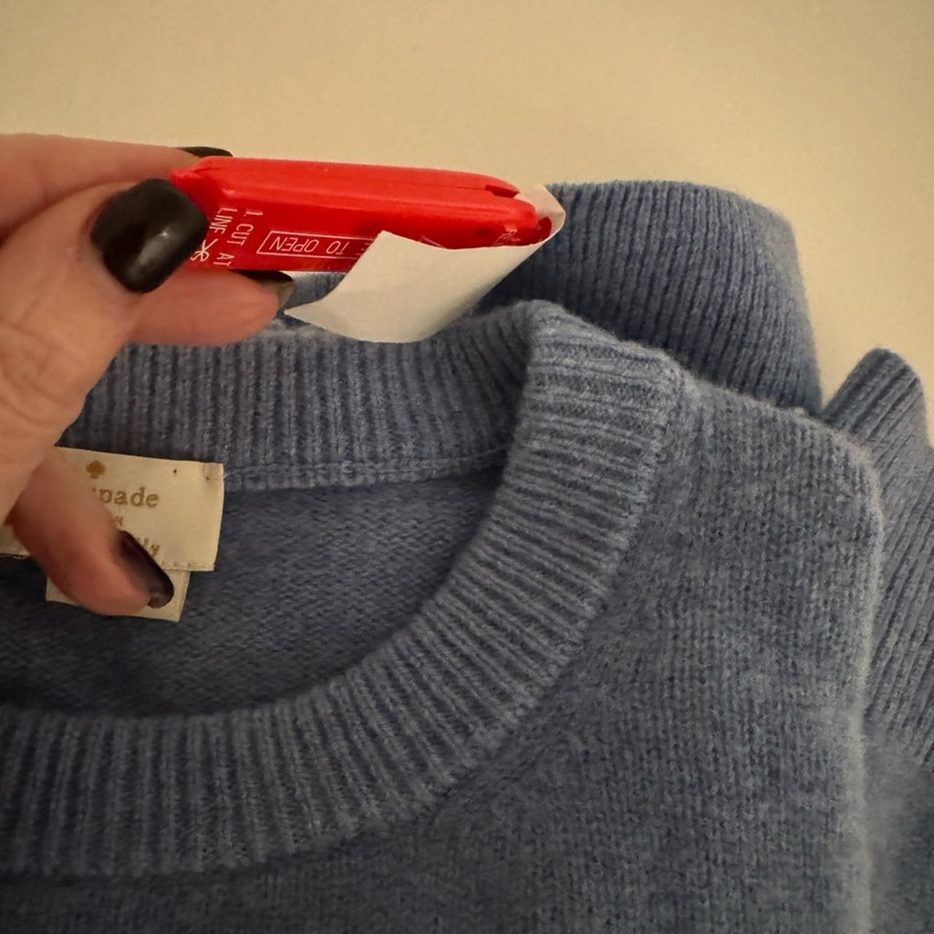 Kate Spade NWT’s Heather Blue with White polar bear wool sweater L women M Men
