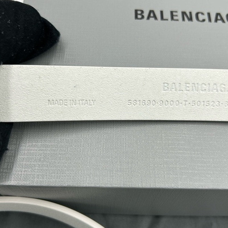 Women's Balenciaga BB white leather belt size 65 cm/26 inches made in Italy