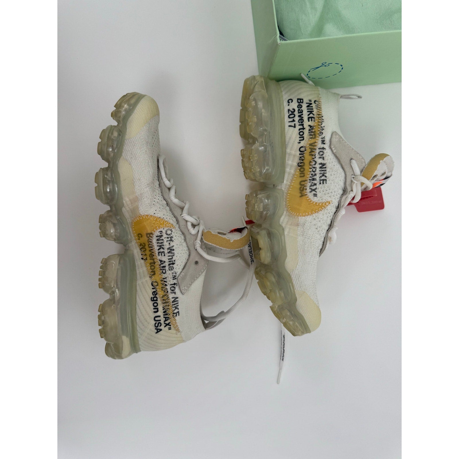 Men’s Nike x Off-White Air VaporMax Flyknit “White” AA3831-100 Size 8.5