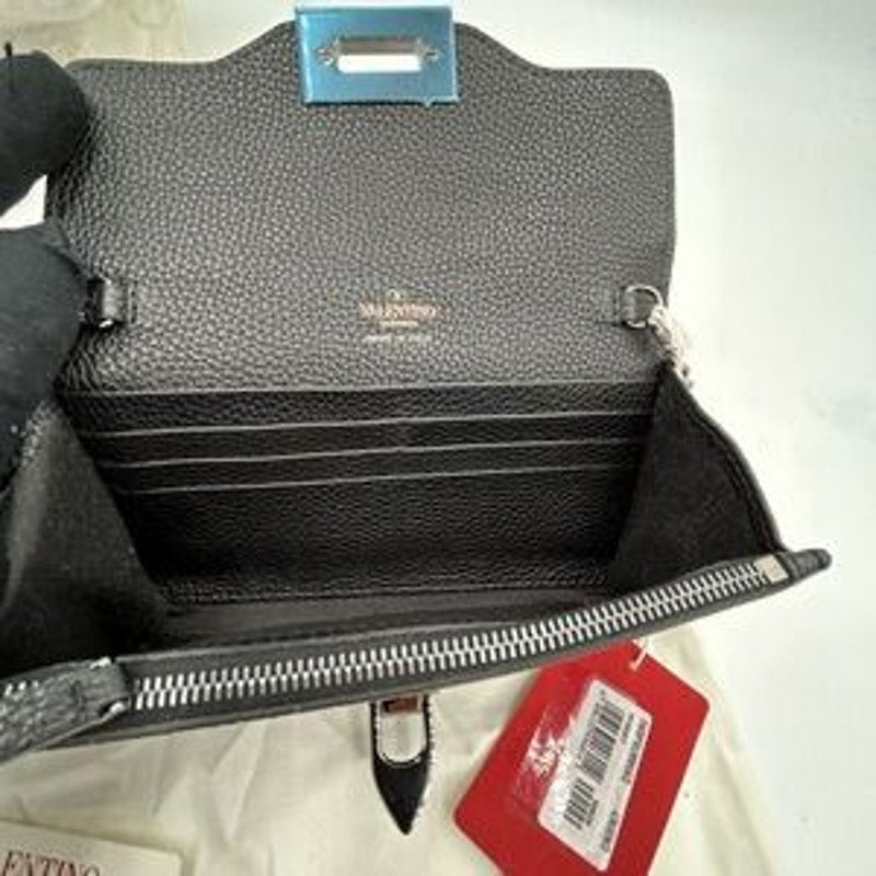 Women's Valentino Garavani rock stud, wallet on a chain made in Italy