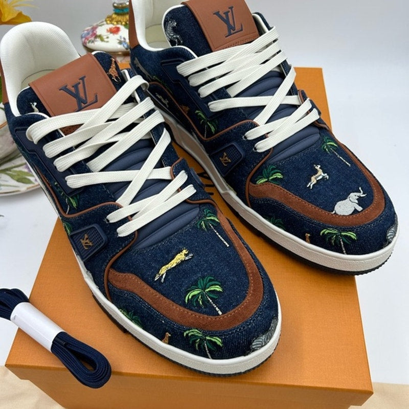 Men's Louis Vuitton LV X the DARJEELING limited edition trainer size 11 fits 12