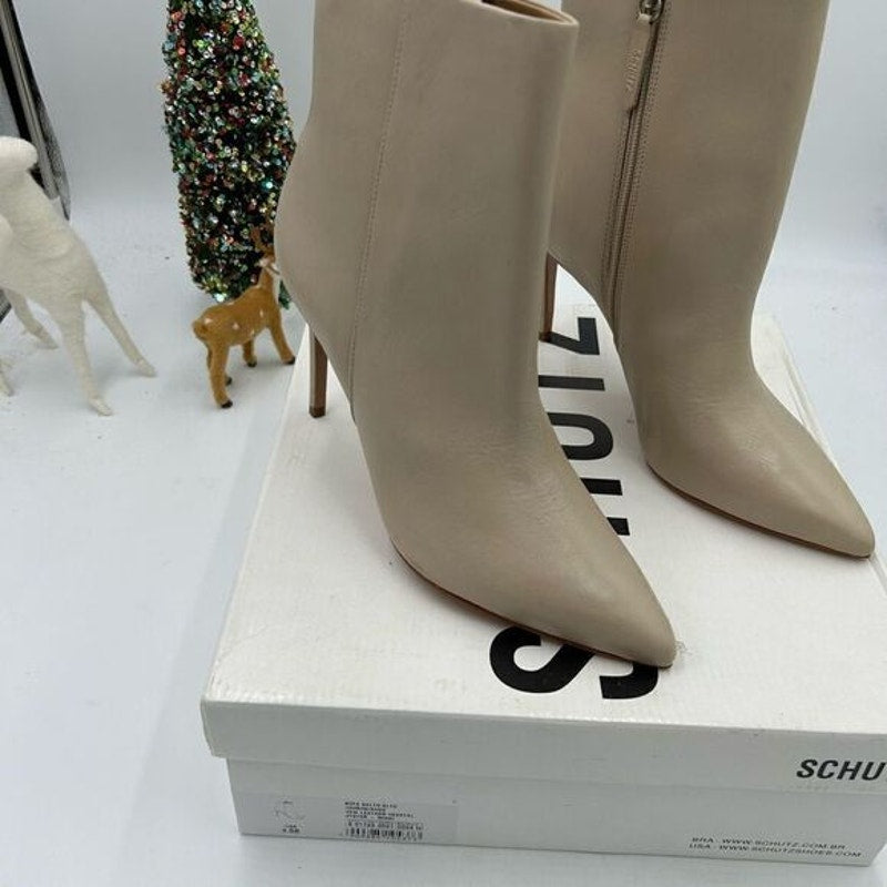 Women’s Schutz leather ankle boots size 8.5 made in Brazil