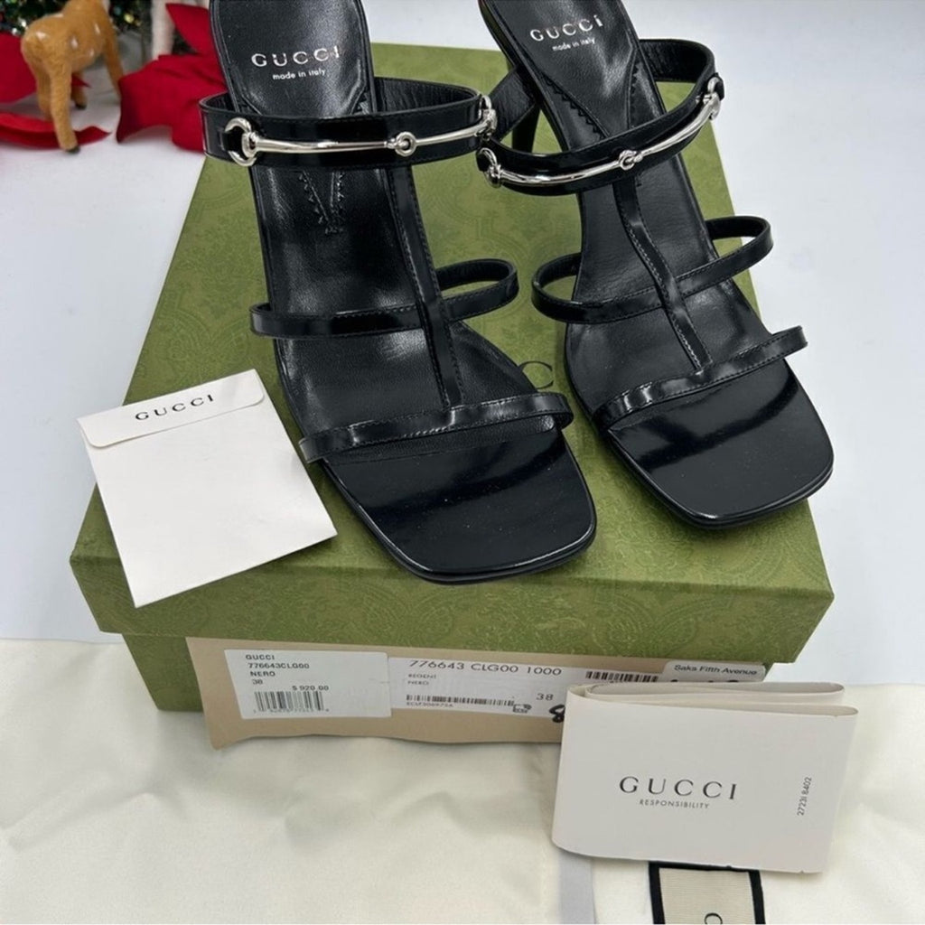 Women's Gucci, leather Horsebit sandals 
Size 38 
Made in Italy