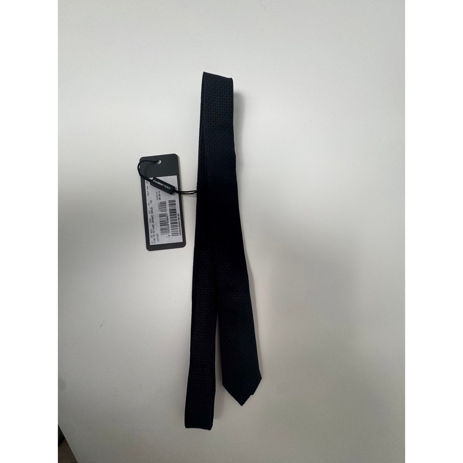 Dolce & Gabbana NWT Men’s Black Silk Tie – 56” Length