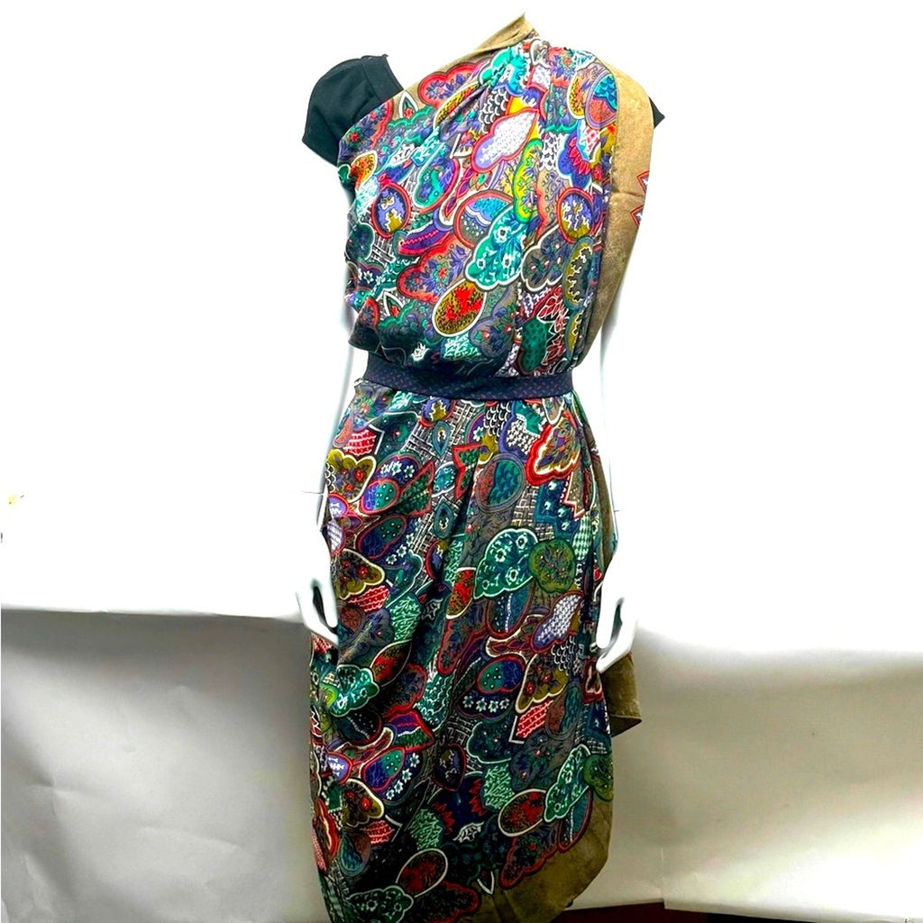 BOTEGA VENETA ENORMOUS 51” x 51”gorgeous silk Wrap/Cape/Sarong textured …