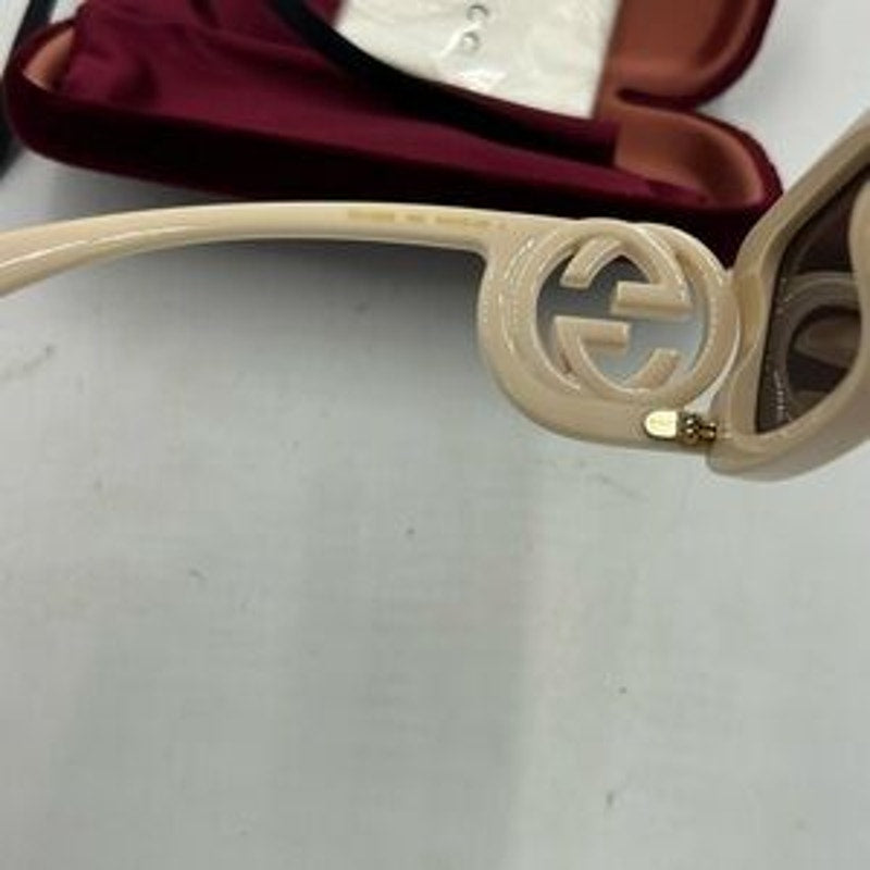 Women's Gucci oversized square acetate sunglasses GG1326S made in Italy