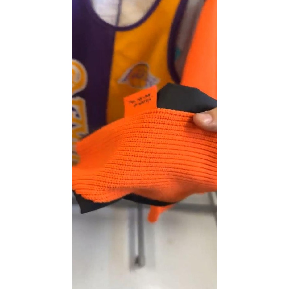 Mens RARE Puma Sample zip up Sweater -  L