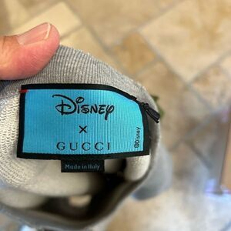 Men’s Gucci, X Disney, Donald Duck heavyweight sweatshirt size large made Italy