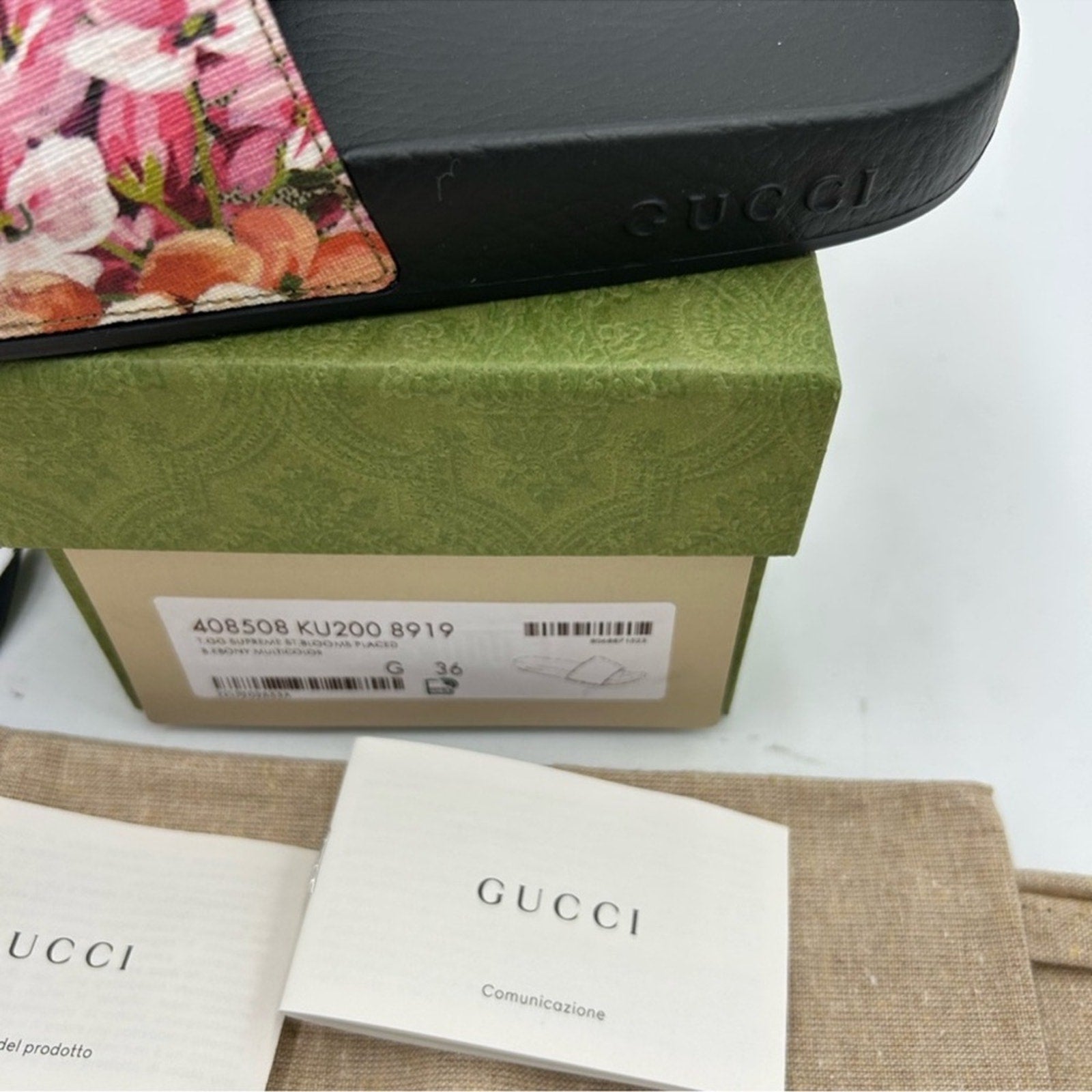 Women's Gucci GG bloom pool slides 
Size 36 
Made in Italy