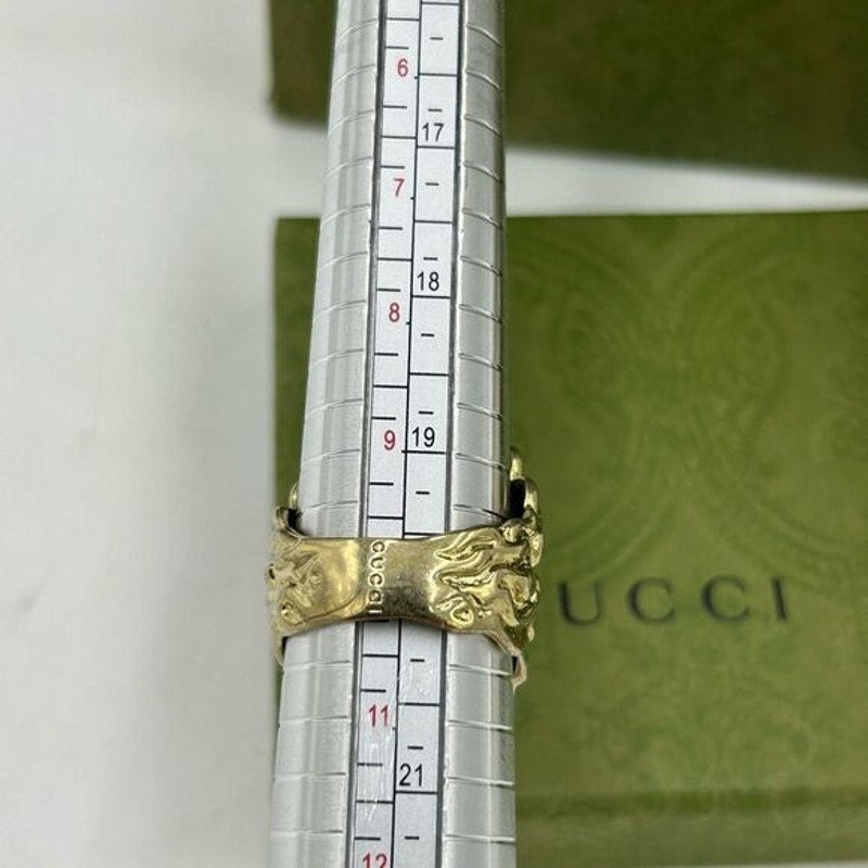 Men’s Gucci, Lionhead crystal motif ring size 10 made in Italy