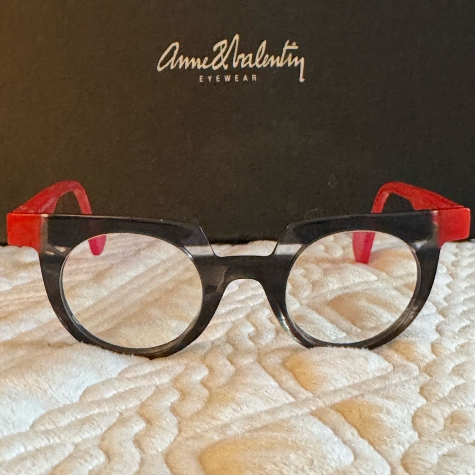 Anne & Valentin custom frames hand crafted in France 
Eyeglass Art Red Black