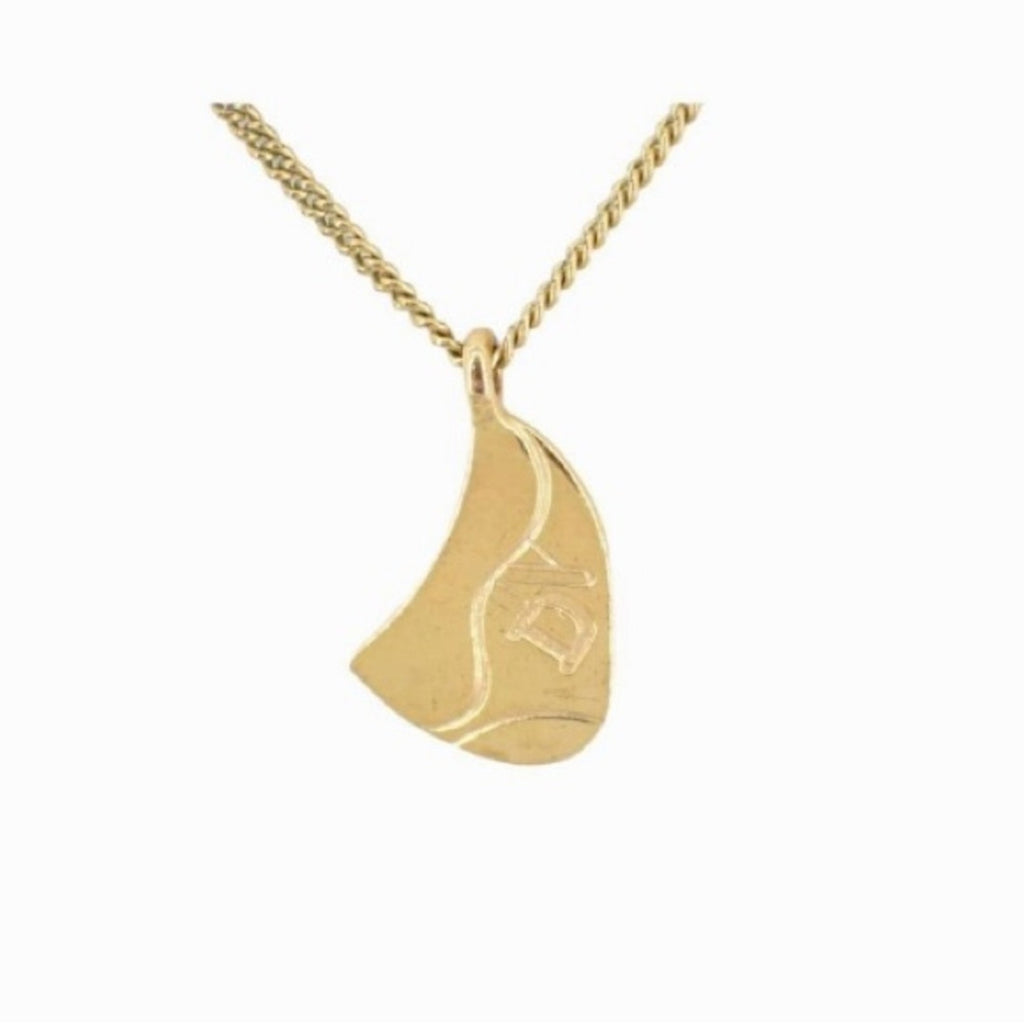 Christian Dior Gold Saddle Bag charm necklace on chain 0,71 L× 16,54H × 0,51W