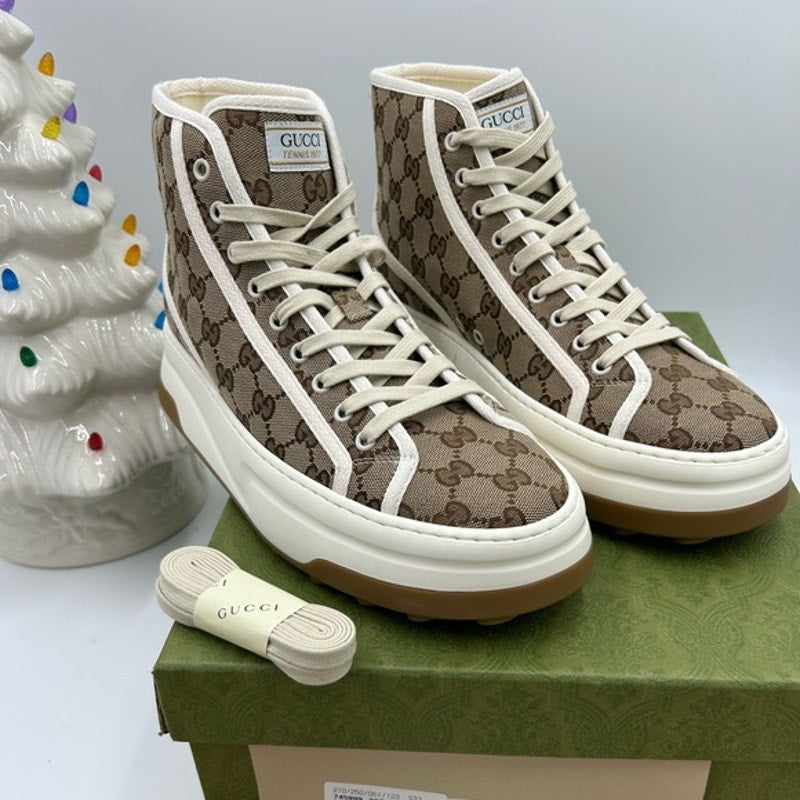 Men's Gucci tennis 1977 high top canvas sneakers size 9, made in Italy