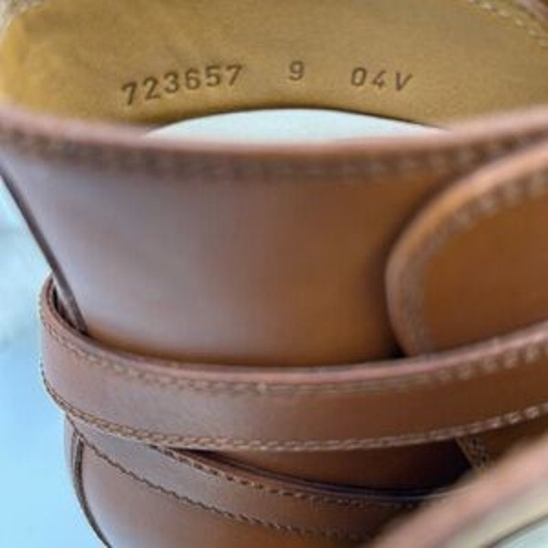 Men’s Gucci, leather ankle boots with buckle size 9 made in Italy