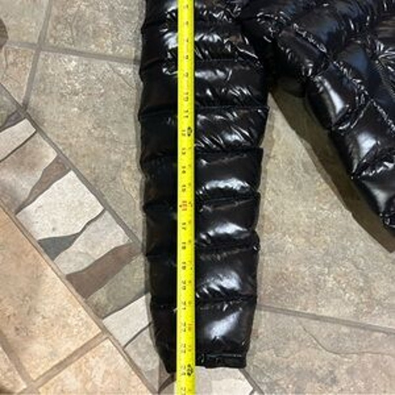 Women's Moncler Bady short down puffer jacket size 5/XL NWT