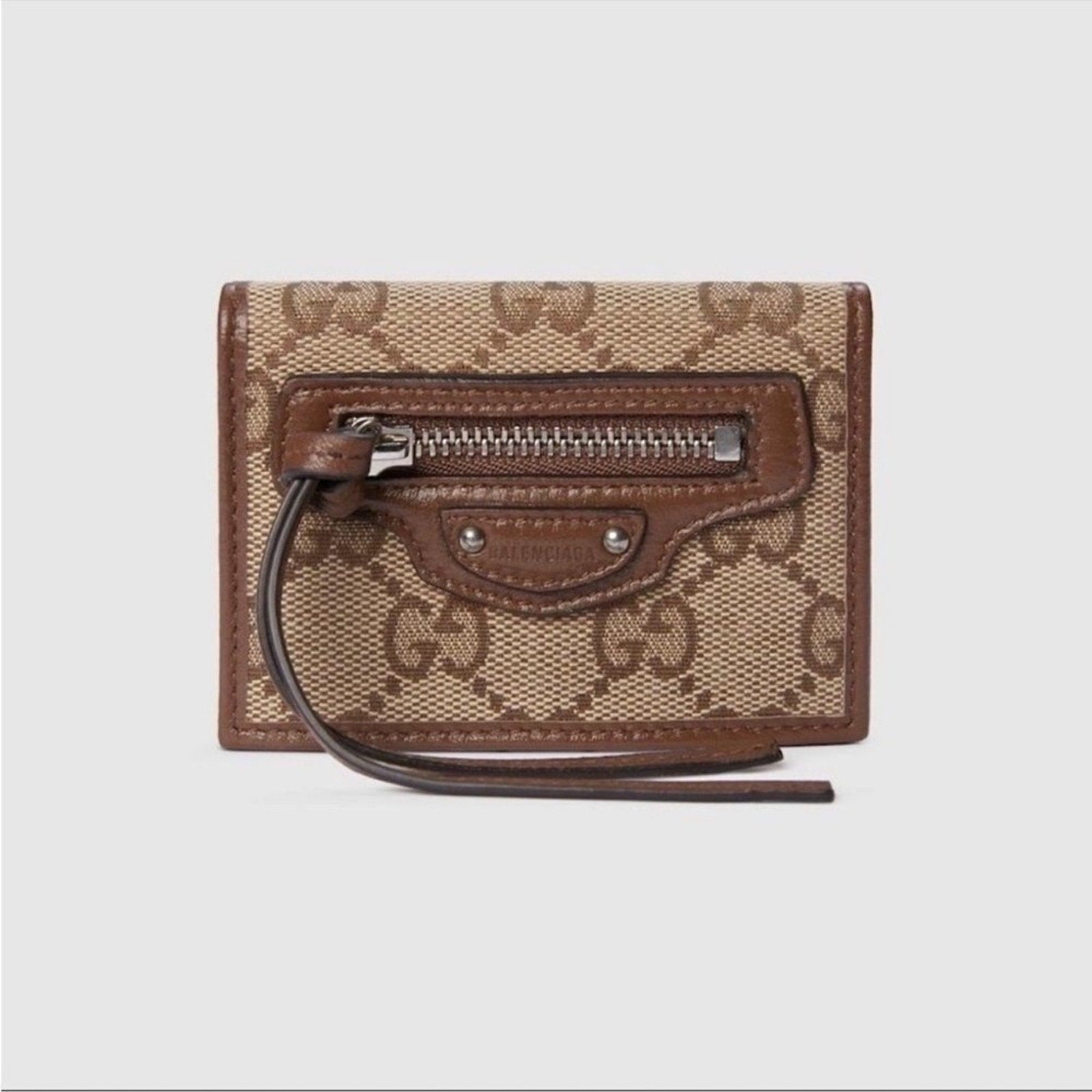 Unisex Gucci, X Balenciaga collab wallet. Trifold 
made in Italy