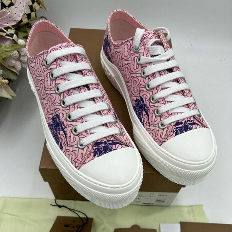 Women’s Burberry Jack TB monogram sneakers size 41 fits 10.5 US