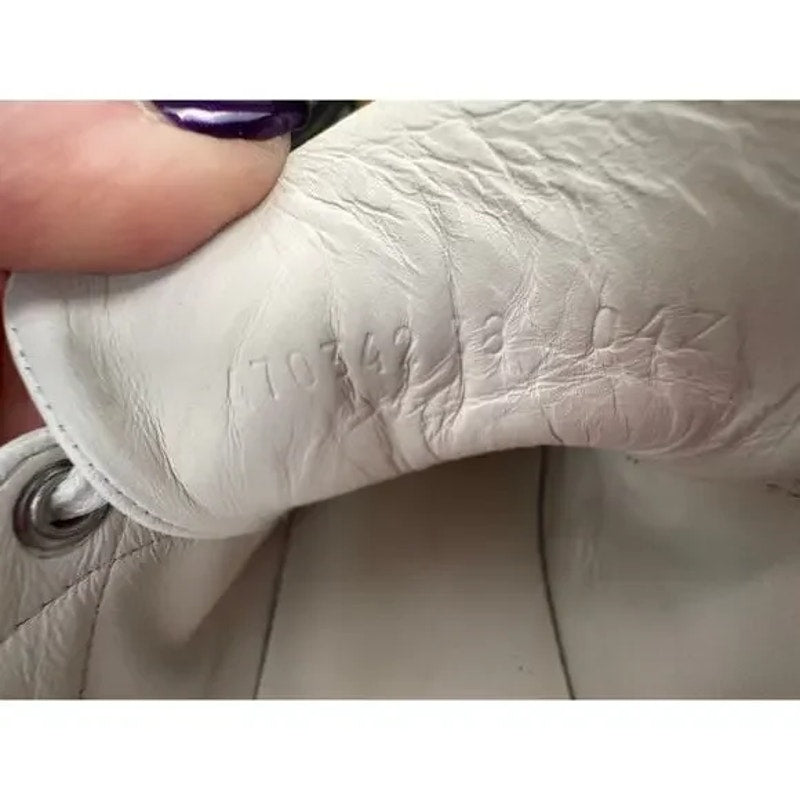 VNDS OG Women's Gucci White Leather Blind For Love Ace Sneakers Size 39