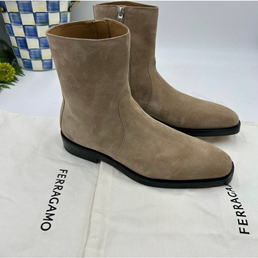 Men’s Salvatore Ferragamo suede Gerald ankle boots size 8.5 EE made in Italy