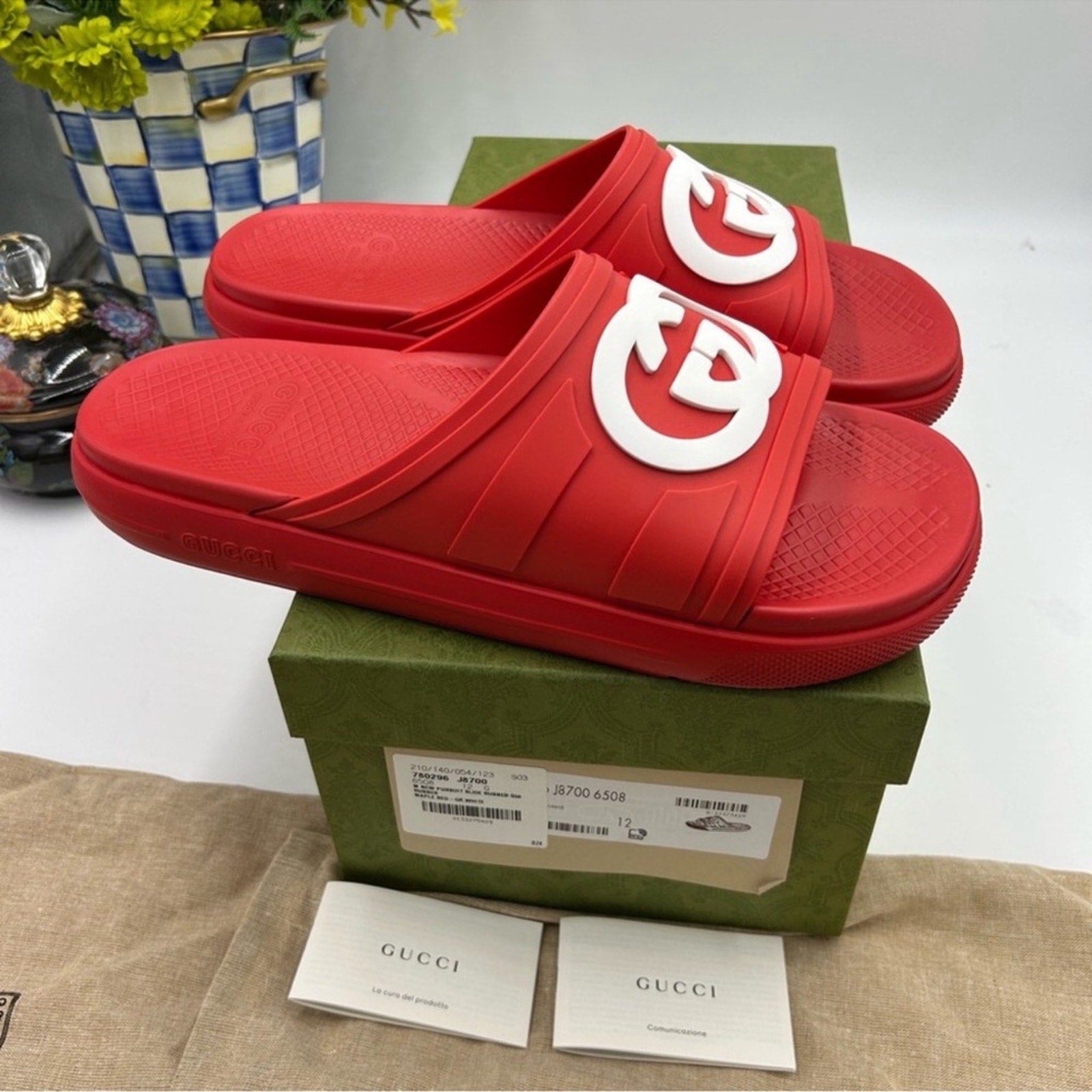 Men's Gucci interlocking G rubber Pool slides
Size 12 
Made in Italy