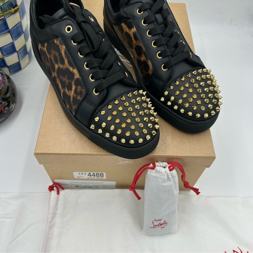 Men's Christian Louboutin, Louis Jr, spikes
Orlato flat sneakers size 42 Italy