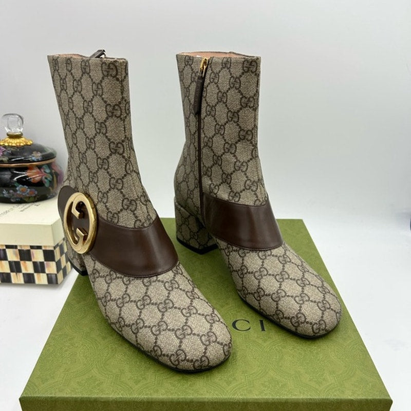 Women's Gucci, Blondie GG supreme ankle boots with block heel size 42 Italy