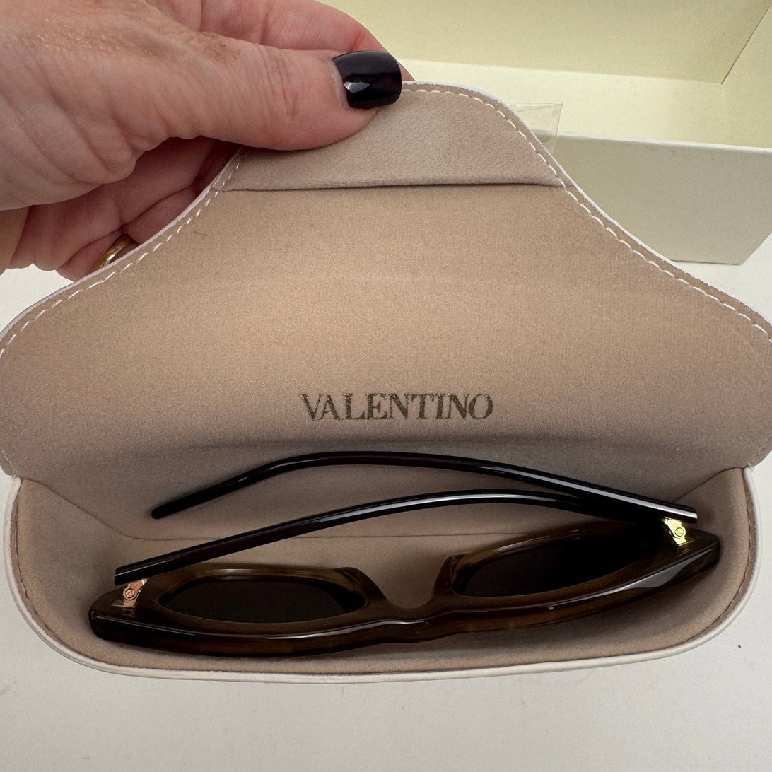 Women's Valentino NWOT Rockstud Two-Tone Cat-Eye Sunglasses