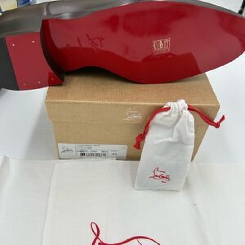 Men's Christian Louboutin cotomale Leather Oxford, size 45 made in Italy