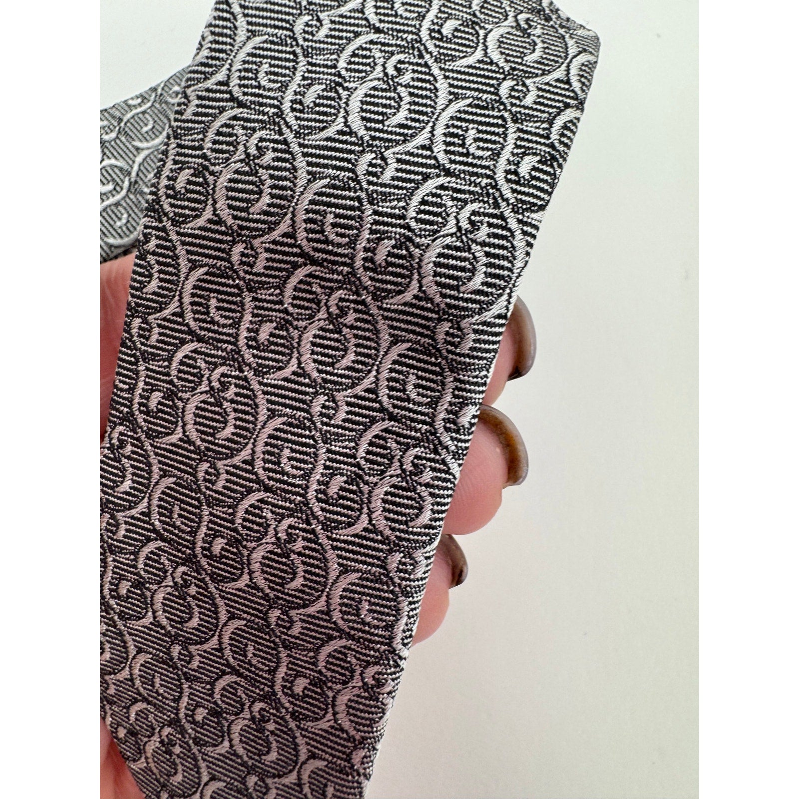 Dolce & Gabbana NWT Men’s Silver Patterned Silk Tie Made in Italy