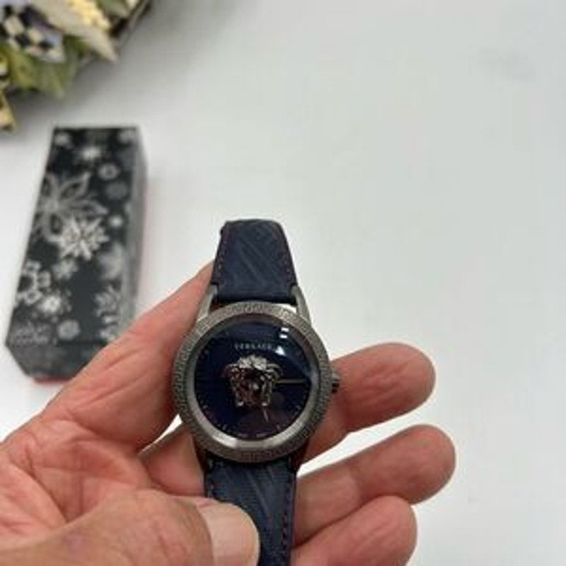 Men’s Versace Palazzo Empire blue/gray quartz 43 mm watch