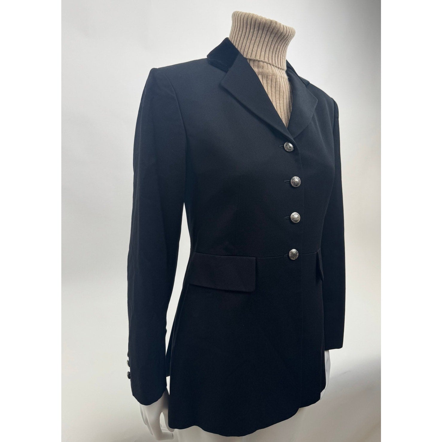 Hermes Women's Black 100% Wool Blazer Jacket Size FR 40 / US 8