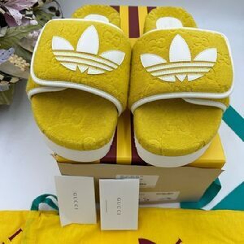 Women’s Gucci X Adidas, GG monogram size 41 fits 10 US made in Italy