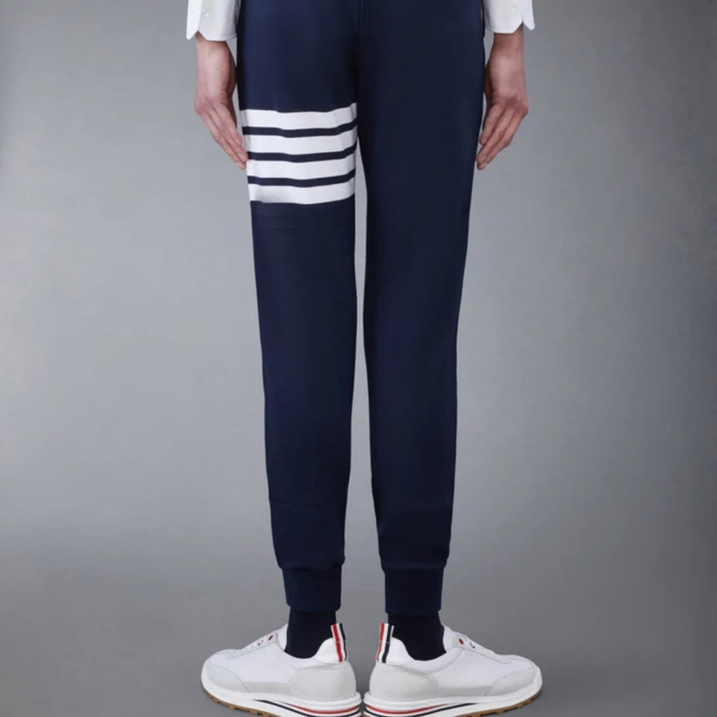 MEN’S THOM BROWNE
CLASSIC LOOPBACK 4-BAR SWEATPANTS
SIZE 3(L/XL) sizing on site
