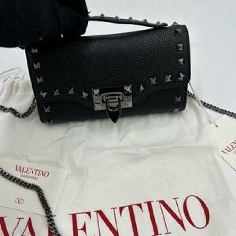 Women's Valentino Garavani rock stud, wallet on a chain made in Italy