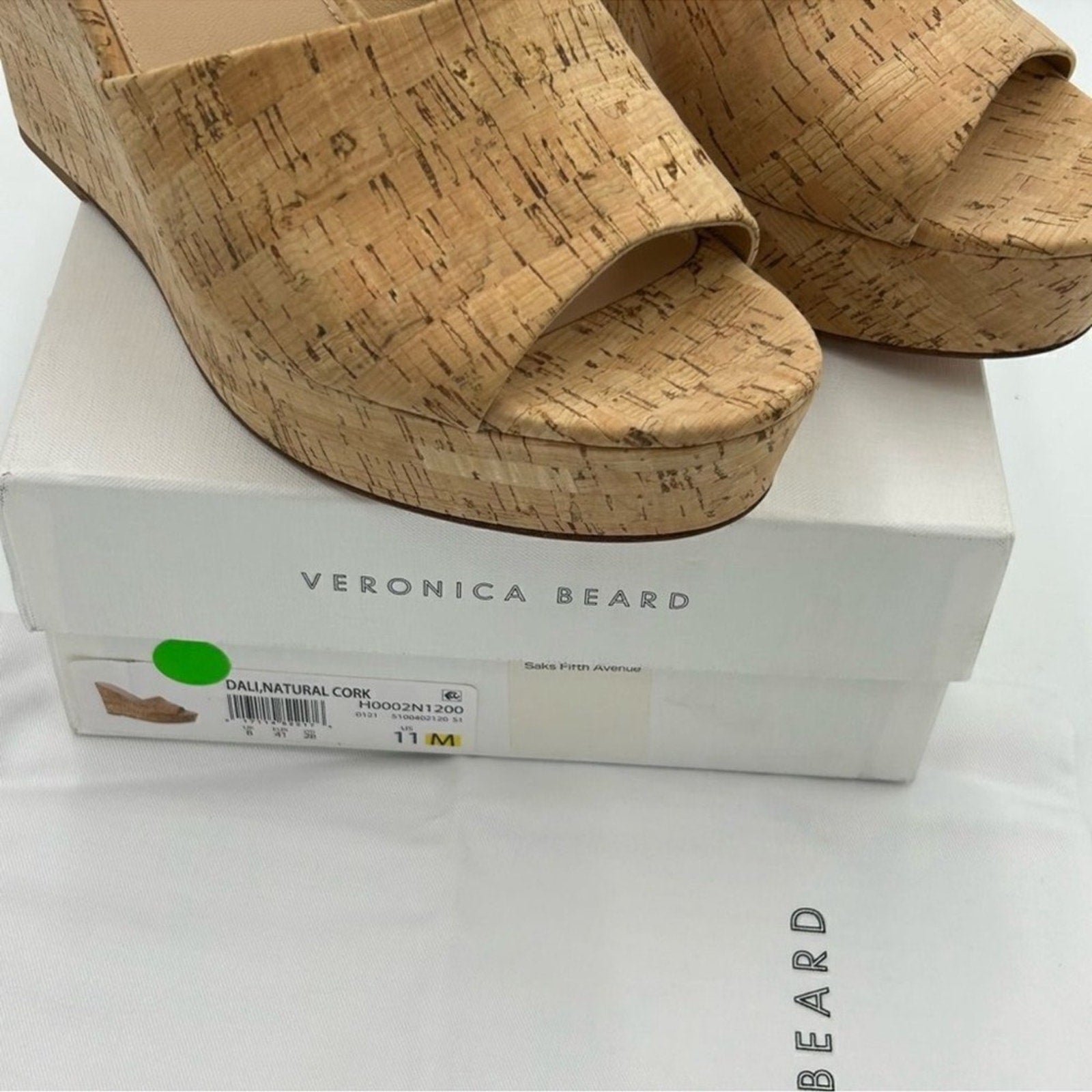 Women's Veronica Beard, tan cork wedge sandals
Size 11