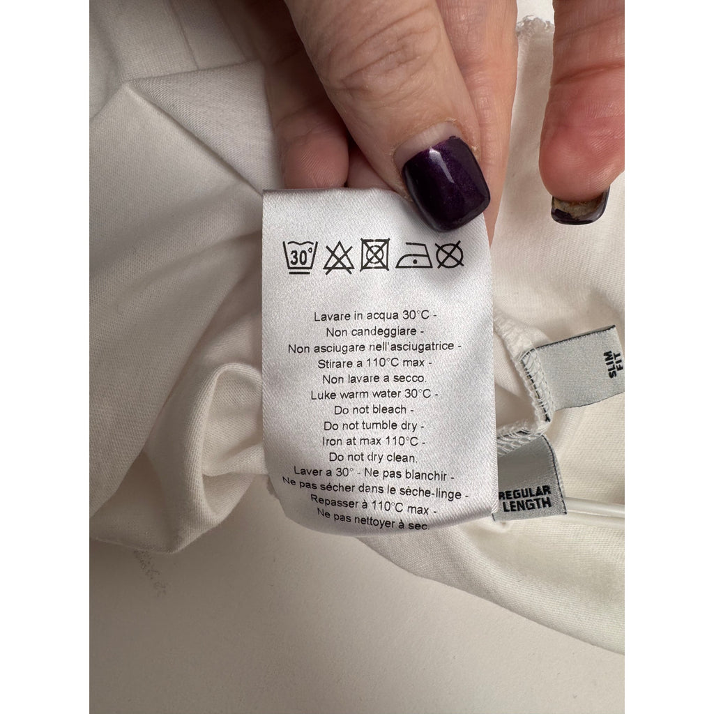 Men's Neil Barrett NWT White "A Kind Of Red" Graphic Short Sleeve T-Shirt Size L