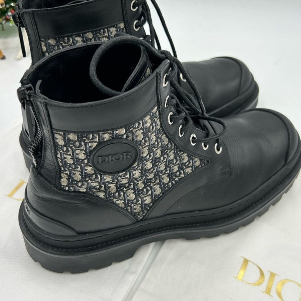 Women's Dior explorer ankle boots size 39 made in Italy