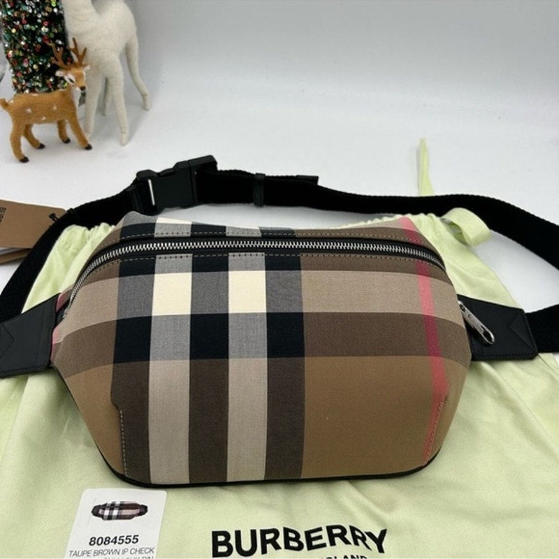 Unisex Burberry multicolor adjustable check belt bag/fanny pack Made in Italy