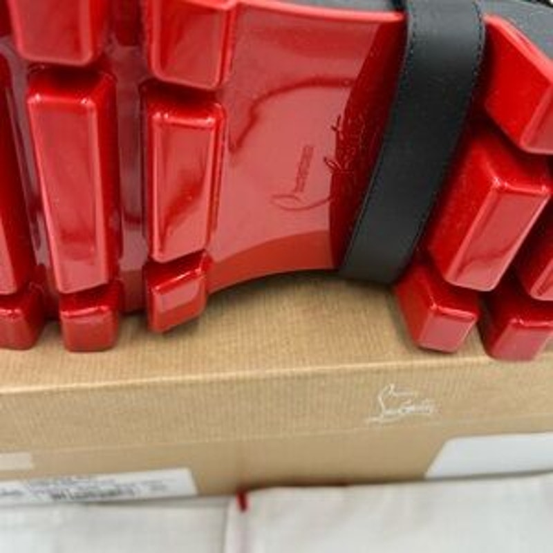 Christian Louboutin women's Dune bike spike Moto boots size 39 made in Italy